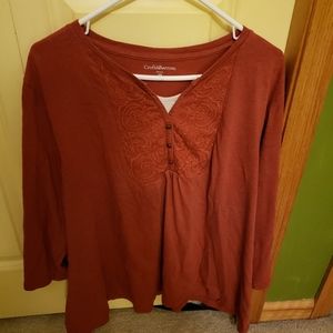 3/4 length sleeve shirt